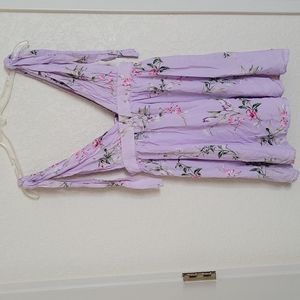 Beautiful lavender floral V-Cut shoulder tie F21 dress size M